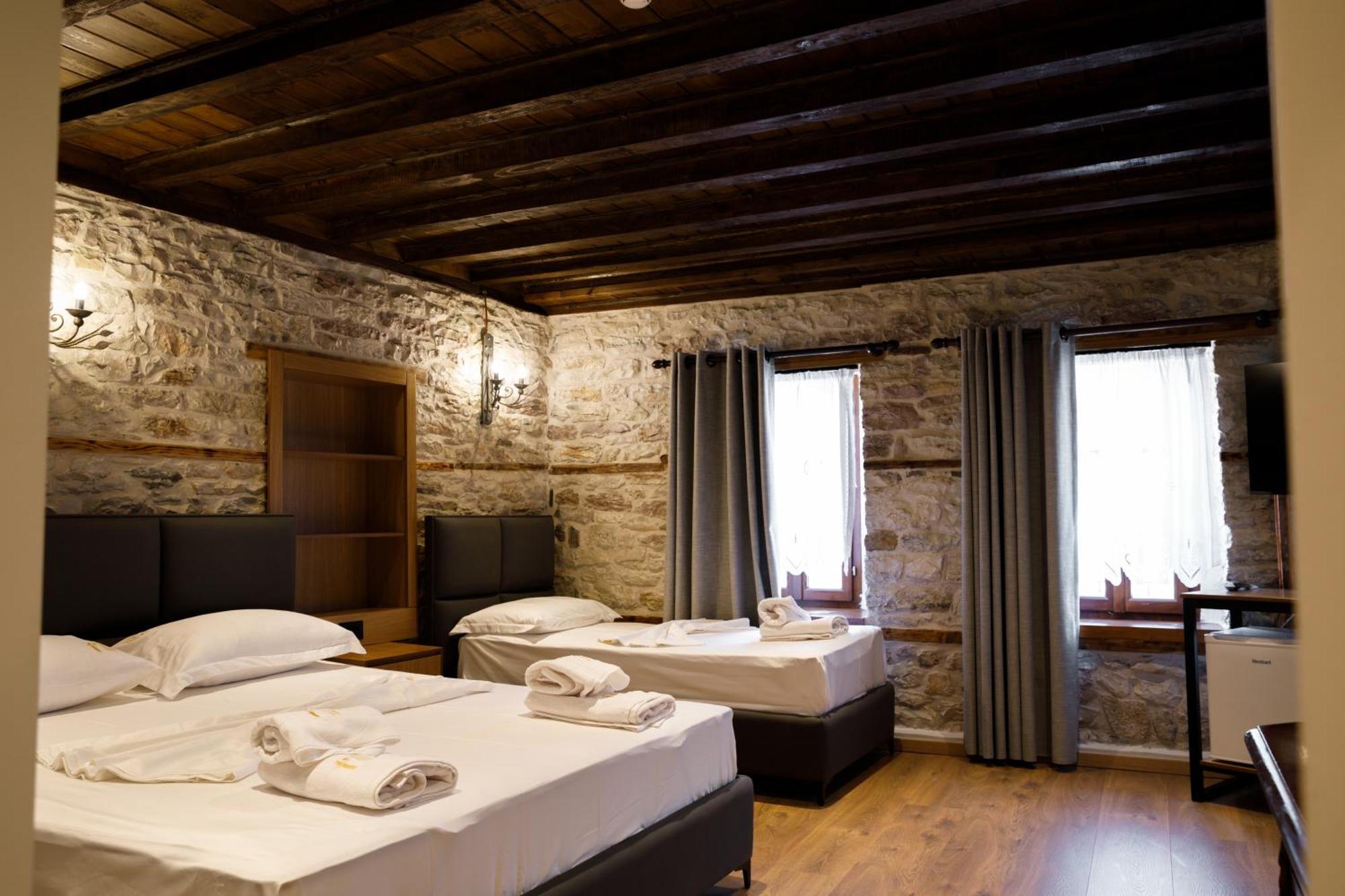 Furra Hotel Gjirokastër Exterior foto